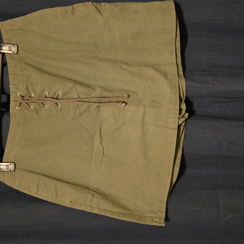 Fashion Bug Green Cargo Skirt with Practical Design